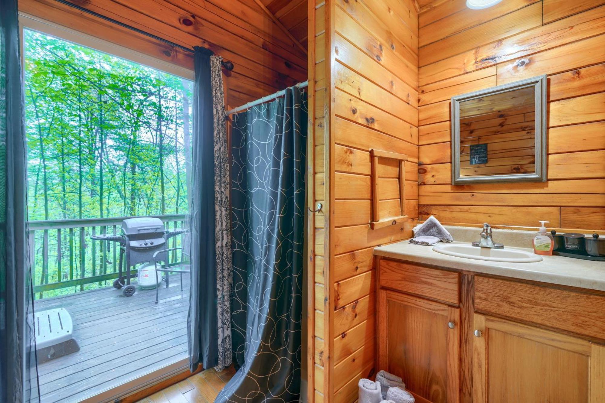 Blue Rose Cabins - Wildwoods Cabin ローガン エクステリア 写真